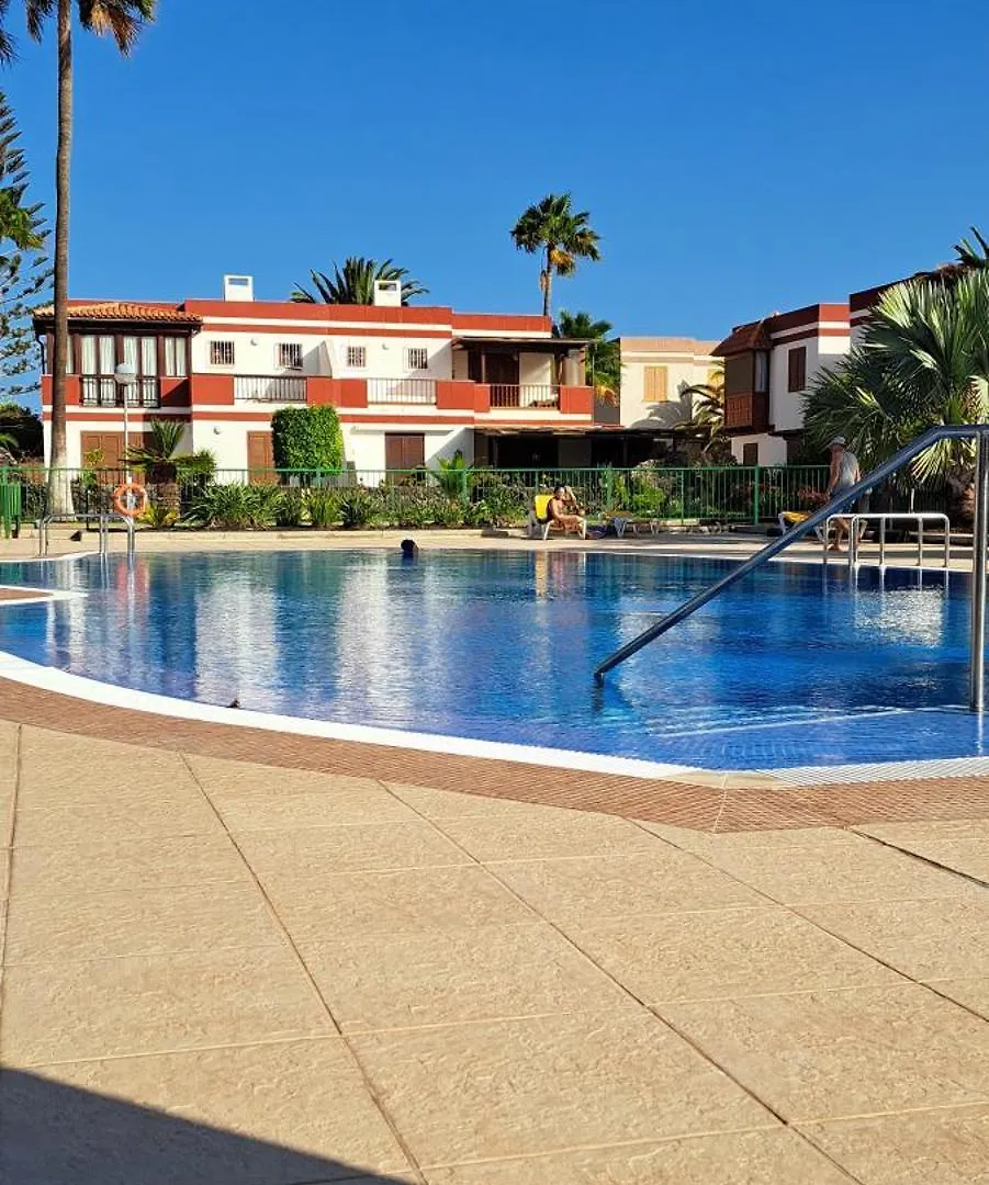 הקונטקטים של Casa Terrasol
